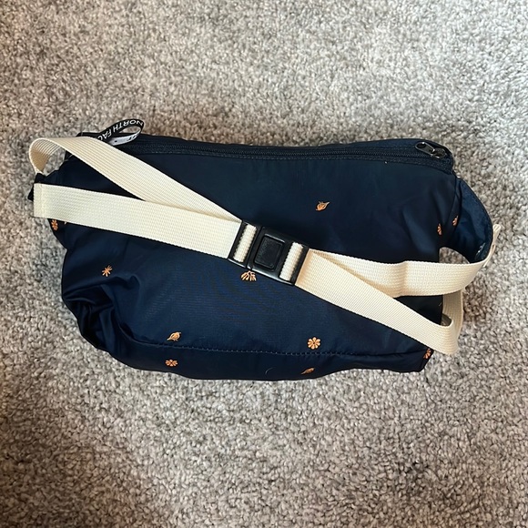 The North Face Fanorak Jacket - Picture 4 of 4